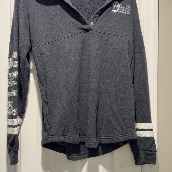 Victoria's Secret Pink Black Pullover - Picture 1 of 3